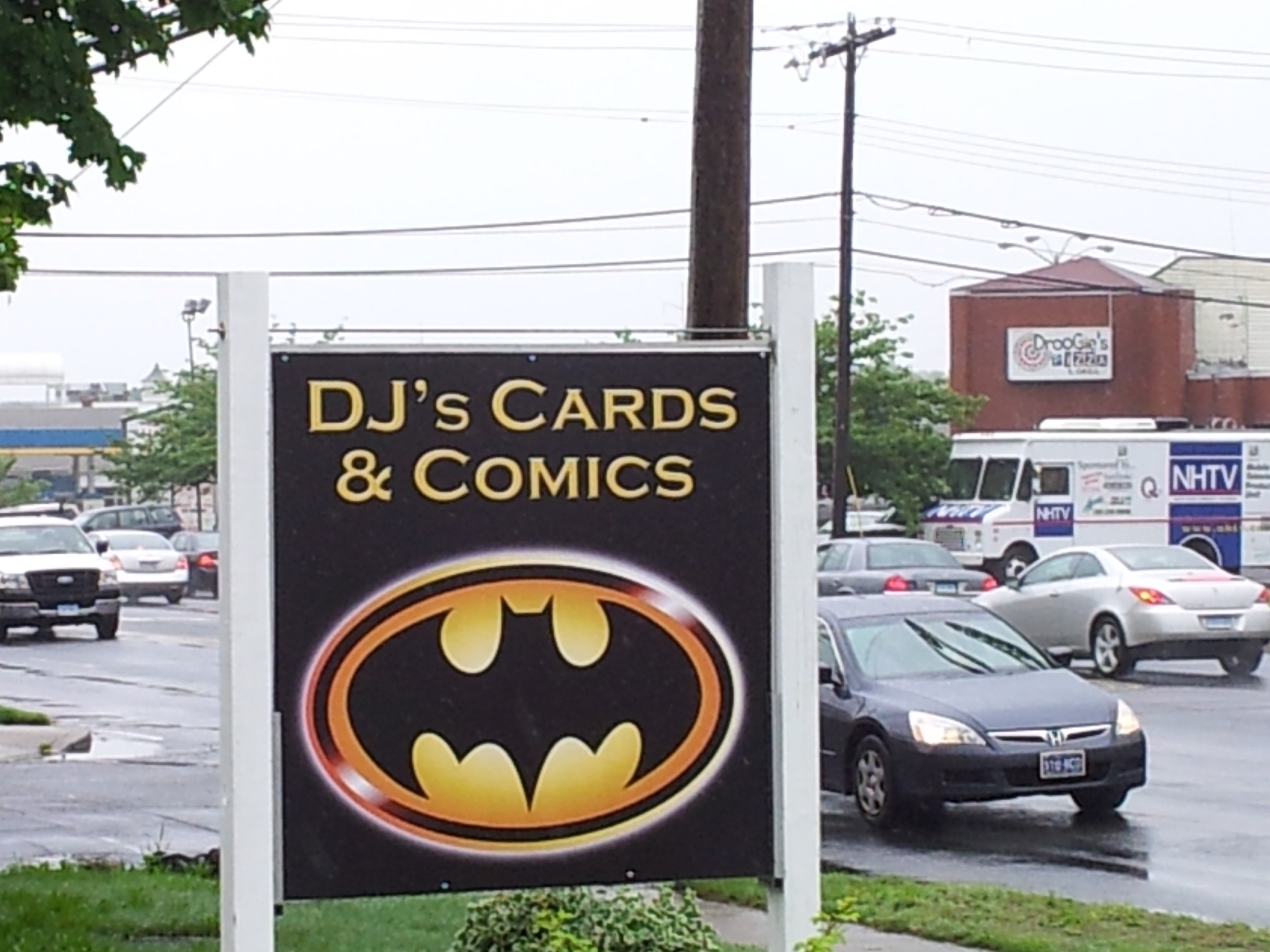 DJ'S CARDS & COMICS